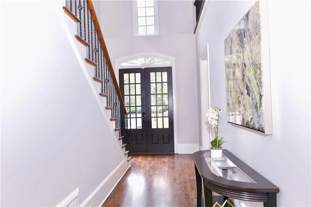 585 Cliftwood Court, Atlanta, Georgia 30328, 5 Bedrooms Bedrooms, ,5 BathroomsBathrooms,Residential,Sold,585 Cliftwood Court,7102092