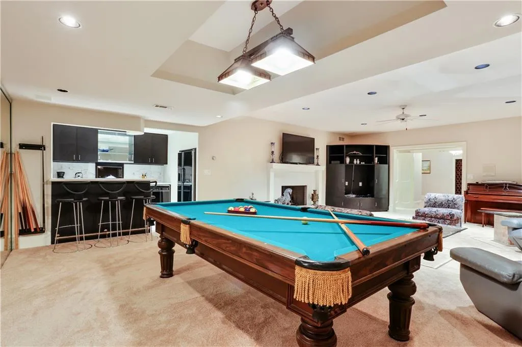 675 Widgeon Lane, Sandy Springs, Georgia 30327, 5 Bedrooms Bedrooms, ,6 BathroomsBathrooms,Residential,Sold,675 Widgeon Lane,5795211