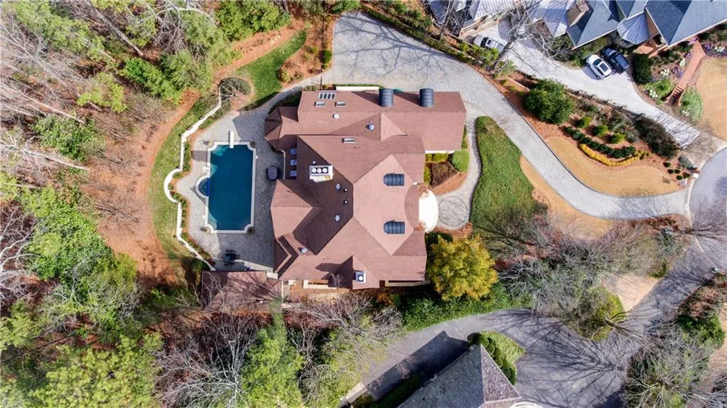 675 Widgeon Lane, Sandy Springs, Georgia 30327, 5 Bedrooms Bedrooms, ,6 BathroomsBathrooms,Residential,Sold,675 Widgeon Lane,5795211