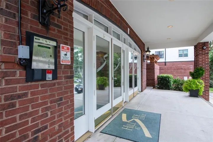 3275 Ne Lenox Road Ne Unit 207, Atlanta, Georgia 30324