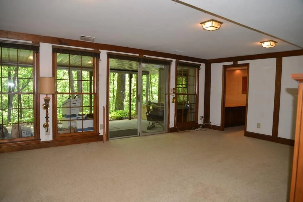 8155 Innsbruck Drive, Sandy Springs, Georgia 30350, 3 Bedrooms Bedrooms, ,3 BathroomsBathrooms,Residential,Sold,8155 Innsbruck Drive,5828530