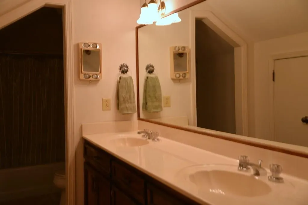 8155 Innsbruck Drive, Sandy Springs, Georgia 30350, 3 Bedrooms Bedrooms, ,3 BathroomsBathrooms,Residential,Sold,8155 Innsbruck Drive,5828530