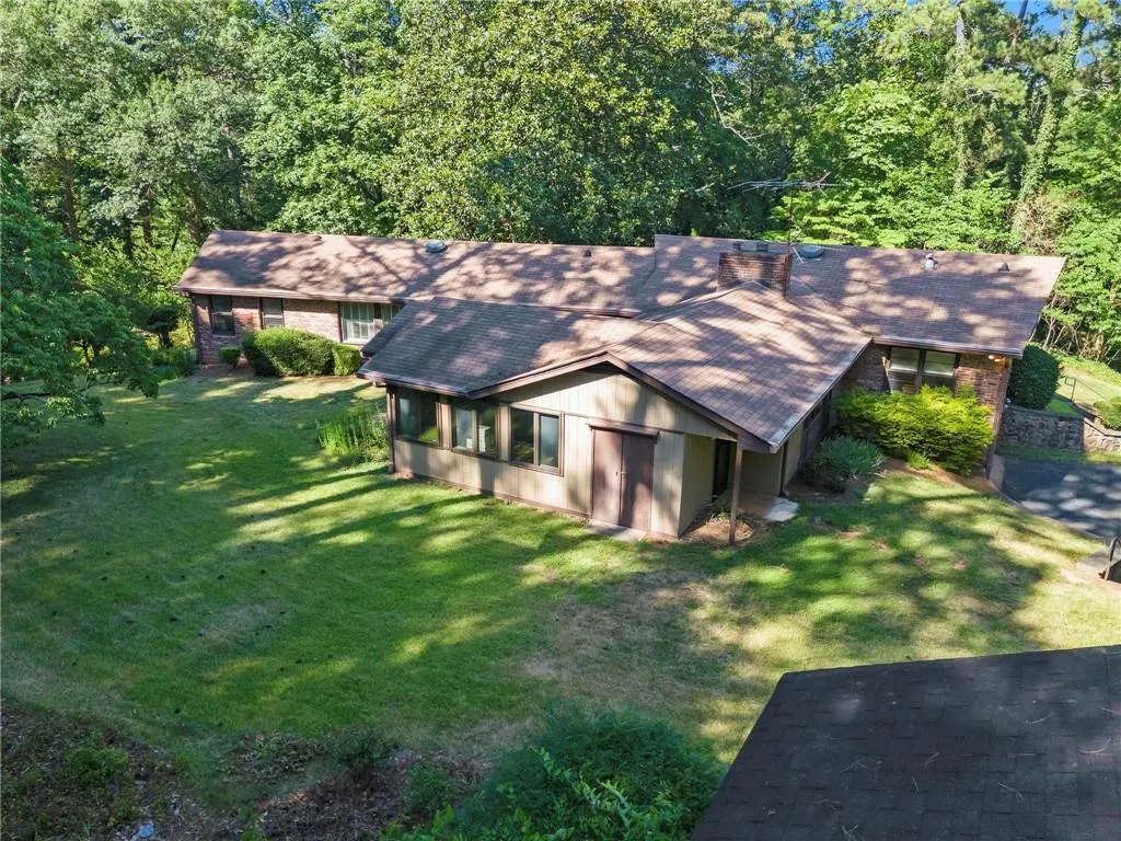 4872 Northland Drive, Atlanta, Georgia 30342, 3 Bedrooms Bedrooms, ,2 BathroomsBathrooms,Residential,For Sale,4872 Northland Drive,7407873