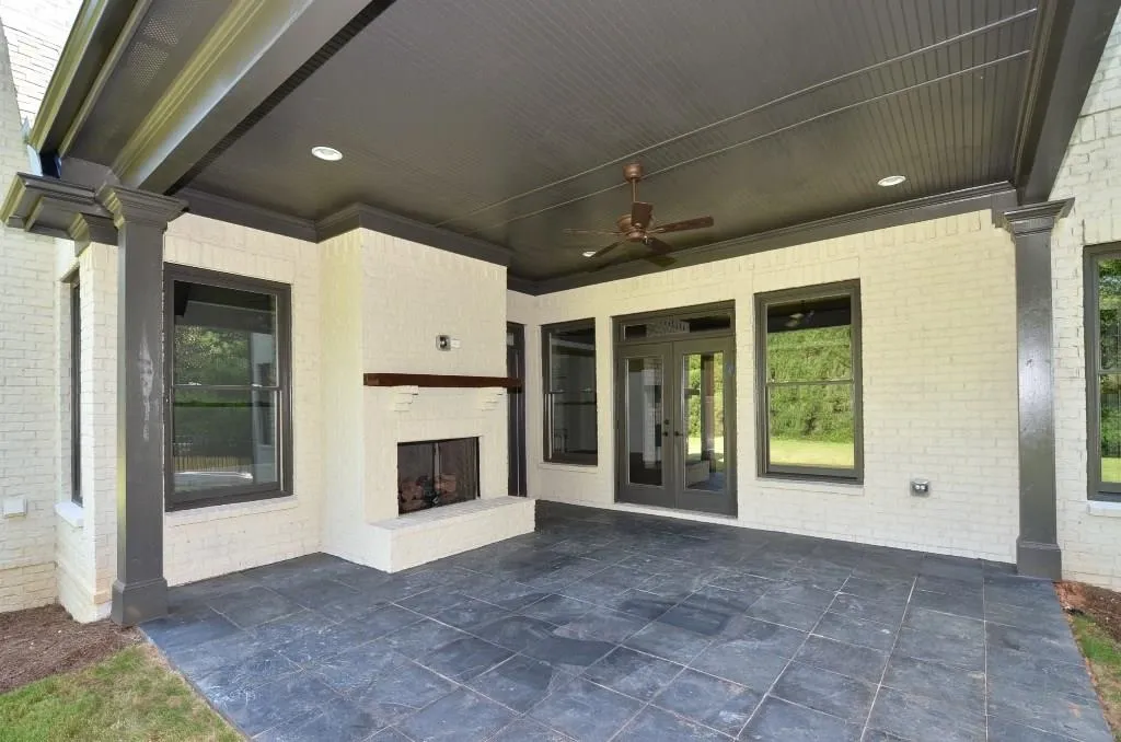 5560 Lake Forrest Drive, Atlanta, Georgia 30342, 5 Bedrooms Bedrooms, ,5 BathroomsBathrooms,Residential,Sold,5560 Lake Forrest Drive,5375744