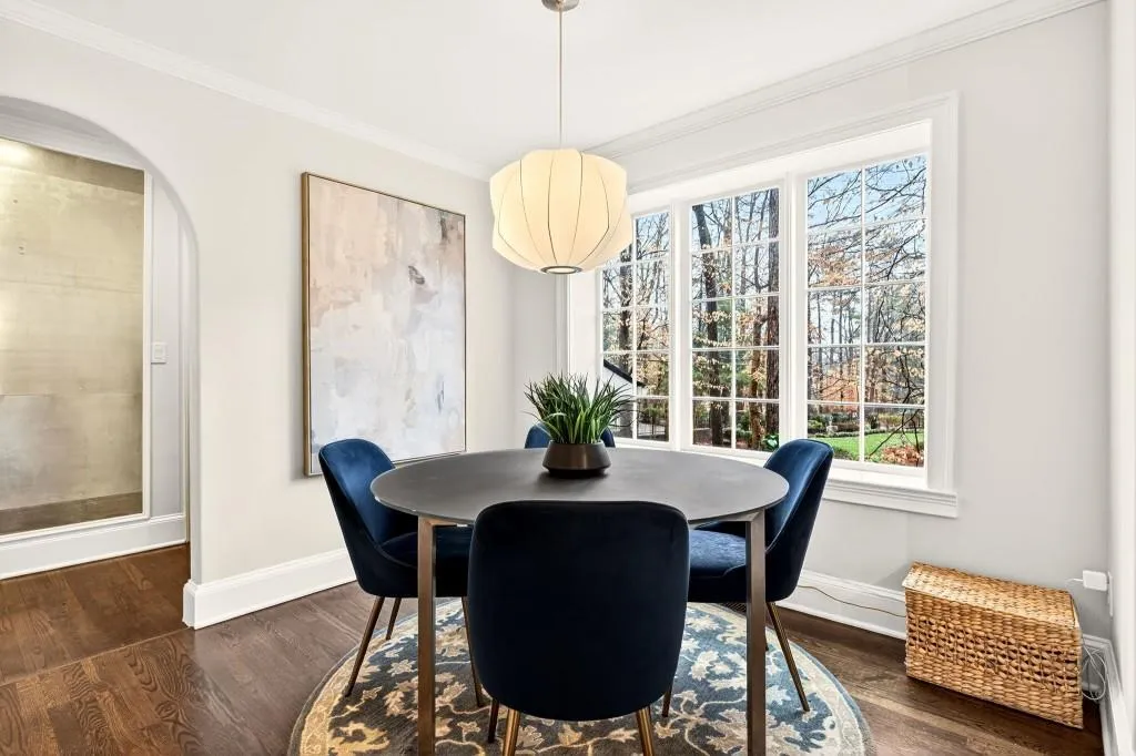 3897 Powers Ferry Road Nw, Atlanta, Georgia 30342, 4 Bedrooms Bedrooms, 0 ,3 BathroomsBathrooms,Residential,Sold,3897 Powers Ferry Road Nw,7731887