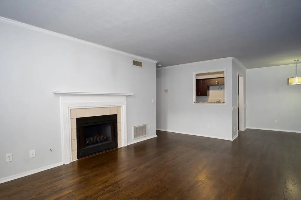 608 Gettysburg Place, Sandy Springs, Georgia 30350, 2 Bedrooms Bedrooms, ,2 BathroomsBathrooms,Residential,Sold,608 Gettysburg Place,6757692