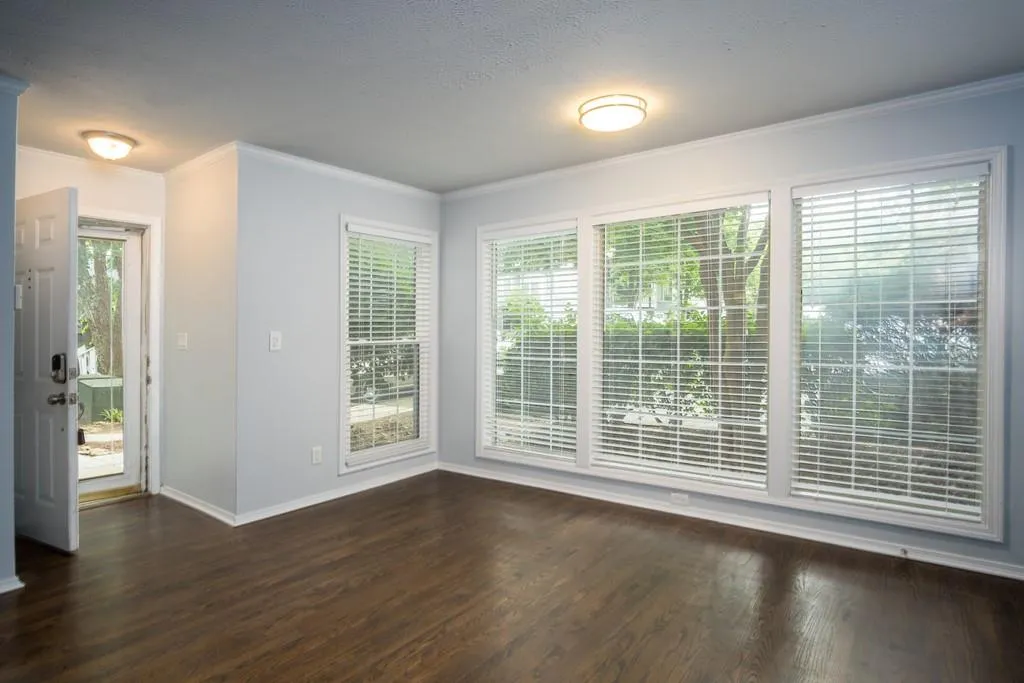 608 Gettysburg Place, Sandy Springs, Georgia 30350, 2 Bedrooms Bedrooms, ,2 BathroomsBathrooms,Residential,Sold,608 Gettysburg Place,6757692