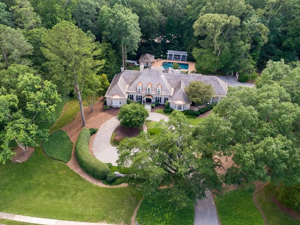 5960 River Chase Circle, Sandy Springs, Georgia 30328, 5 Bedrooms Bedrooms, ,6 BathroomsBathrooms,Residential,Sold,5960 River Chase Circle,5869945