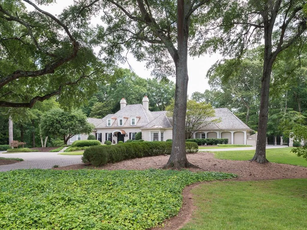 5960 River Chase Circle, Sandy Springs, Georgia 30328, 5 Bedrooms Bedrooms, ,6 BathroomsBathrooms,Residential,Sold,5960 River Chase Circle,5869945