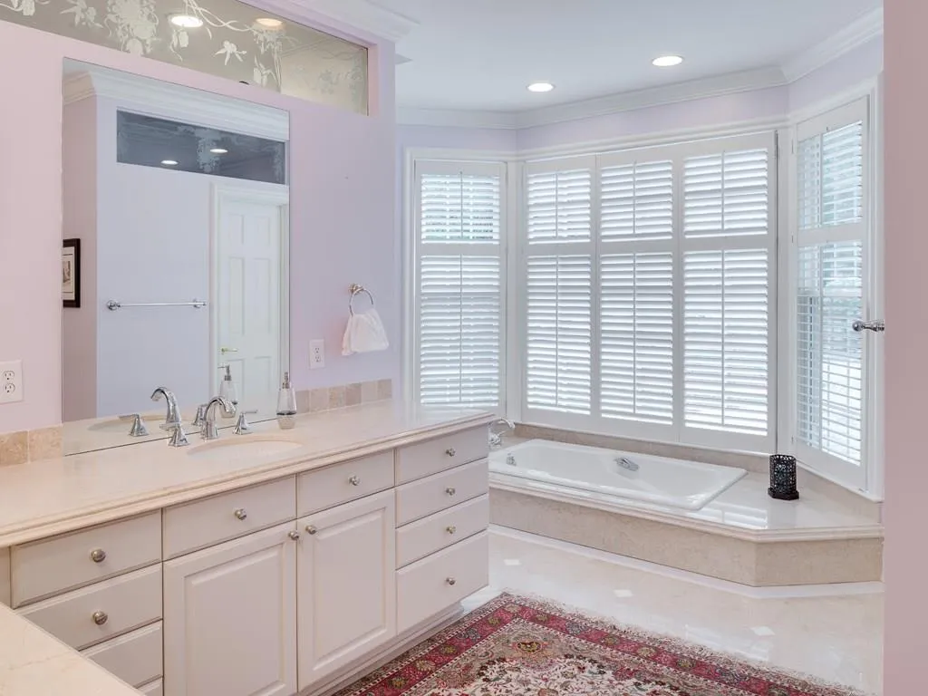 5960 River Chase Circle, Sandy Springs, Georgia 30328, 5 Bedrooms Bedrooms, ,6 BathroomsBathrooms,Residential,Sold,5960 River Chase Circle,5869945