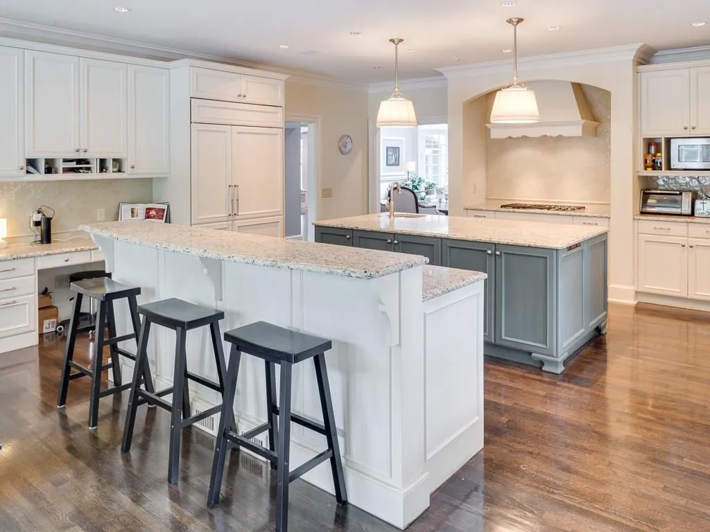 5960 River Chase Circle, Sandy Springs, Georgia 30328, 5 Bedrooms Bedrooms, ,6 BathroomsBathrooms,Residential,Sold,5960 River Chase Circle,5869945