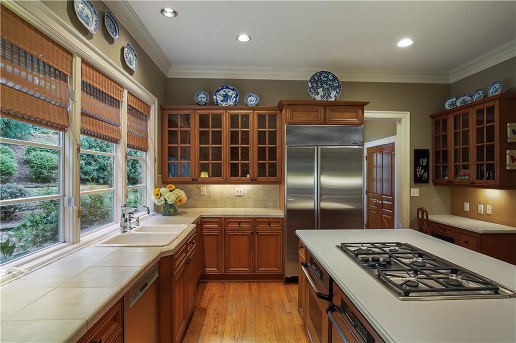 6 The Croft, Atlanta, Georgia 30342, 5 Bedrooms Bedrooms, ,4 BathroomsBathrooms,Residential,Sold,6 The Croft,7287026