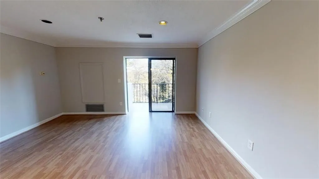 300 Johnson Ferry Road Ne Unit A501, Sandy Springs, Georgia 30328, 1 Bedroom Bedrooms, ,1 BathroomBathrooms,Residential,Sold,300 Johnson Ferry Road Ne Unit A501,6877694