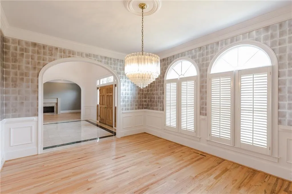 4800 Paran Oak Court Nw, Sandy Springs, Georgia 30327, 5 Bedrooms Bedrooms, ,4 BathroomsBathrooms,Residential,Sold,4800 Paran Oak Court Nw,5989297