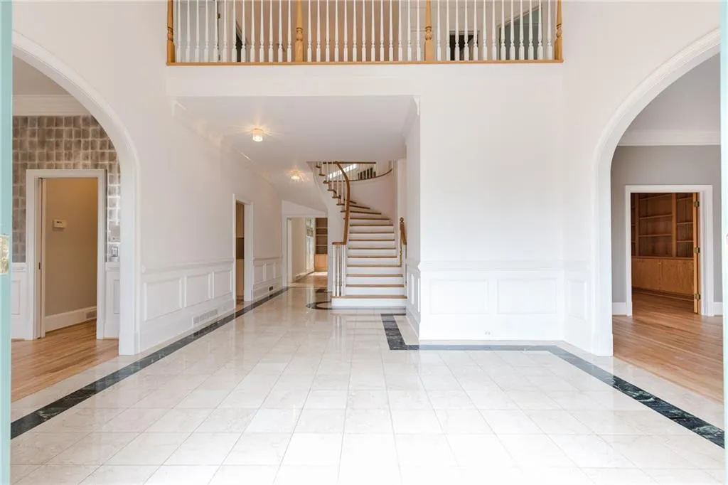 4800 Paran Oak Court Nw, Sandy Springs, Georgia 30327, 5 Bedrooms Bedrooms, ,4 BathroomsBathrooms,Residential,Sold,4800 Paran Oak Court Nw,5989297
