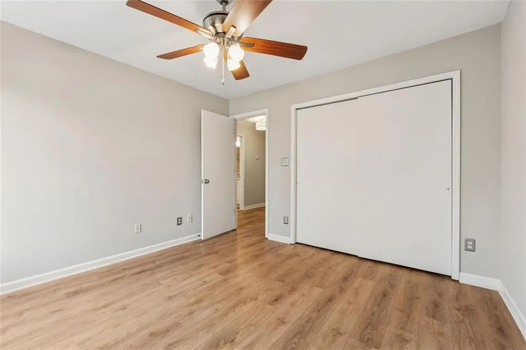 4010 Roswell Road Ne Unit A2, Atlanta, Georgia 30342, 3 Bedrooms Bedrooms, ,2 BathroomsBathrooms,Residential,For Sale,4010 Roswell Road Ne Unit A2,7636308
