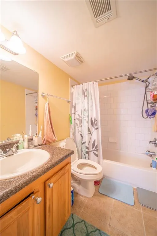 1603 Brighton Point, Sandy Springs, Georgia 30328, 2 Bedrooms Bedrooms, ,2 BathroomsBathrooms,Residential,Sold,1603 Brighton Point,6760768