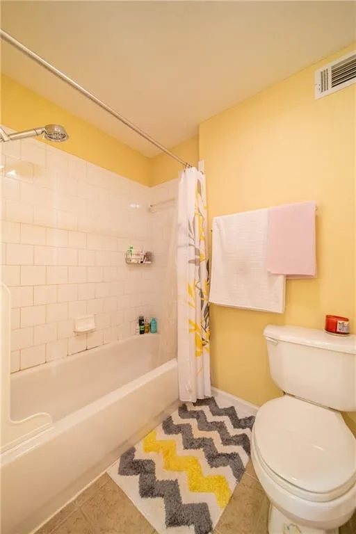 1603 Brighton Point, Sandy Springs, Georgia 30328, 2 Bedrooms Bedrooms, ,2 BathroomsBathrooms,Residential,Sold,1603 Brighton Point,6760768