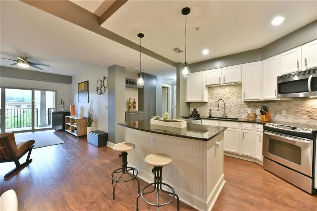 Georgia 30339, ,2 BathroomsBathrooms,Residential,Sold,5876109