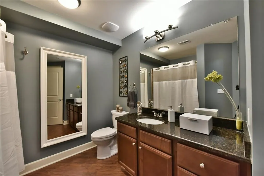 Georgia 30339, ,2 BathroomsBathrooms,Residential,Sold,5876109