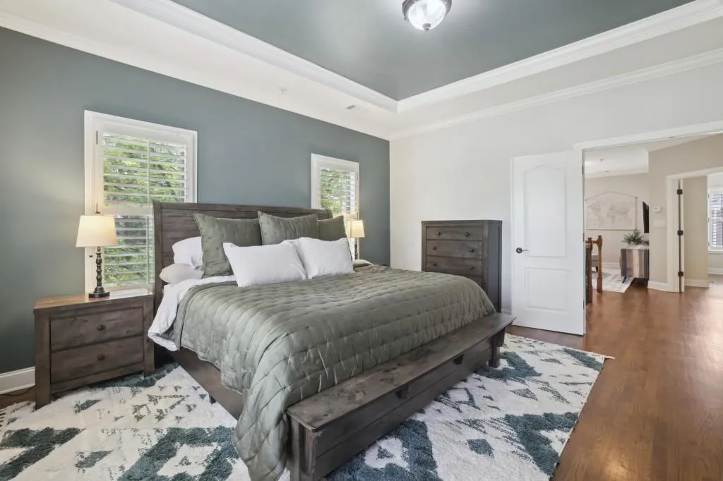 928 Boudreau Court, Sandy Springs, Georgia 30328, 3 Bedrooms Bedrooms, ,3 BathroomsBathrooms,Residential,Sold,928 Boudreau Court,7249174