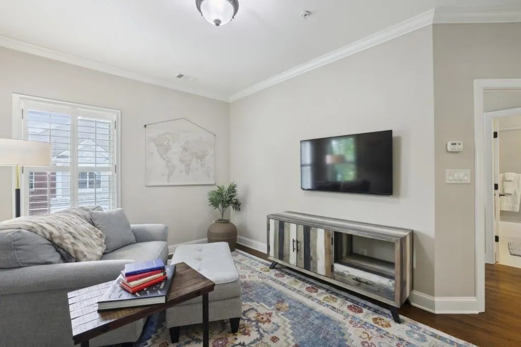 928 Boudreau Court, Sandy Springs, Georgia 30328, 3 Bedrooms Bedrooms, ,3 BathroomsBathrooms,Residential,Sold,928 Boudreau Court,7249174