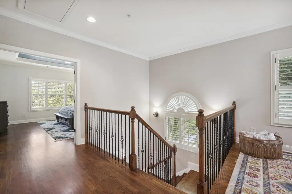 928 Boudreau Court, Sandy Springs, Georgia 30328, 3 Bedrooms Bedrooms, ,3 BathroomsBathrooms,Residential,Sold,928 Boudreau Court,7249174
