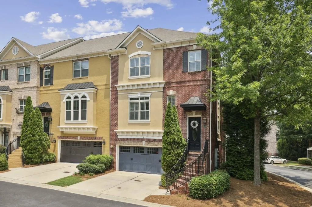 928 Boudreau Court, Sandy Springs, Georgia 30328, 3 Bedrooms Bedrooms, ,3 BathroomsBathrooms,Residential,Sold,928 Boudreau Court,7249174