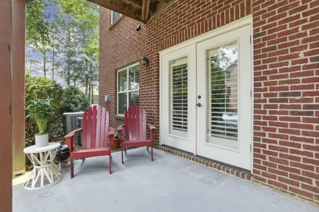 928 Boudreau Court, Sandy Springs, Georgia 30328, 3 Bedrooms Bedrooms, ,3 BathroomsBathrooms,Residential,Sold,928 Boudreau Court,7249174