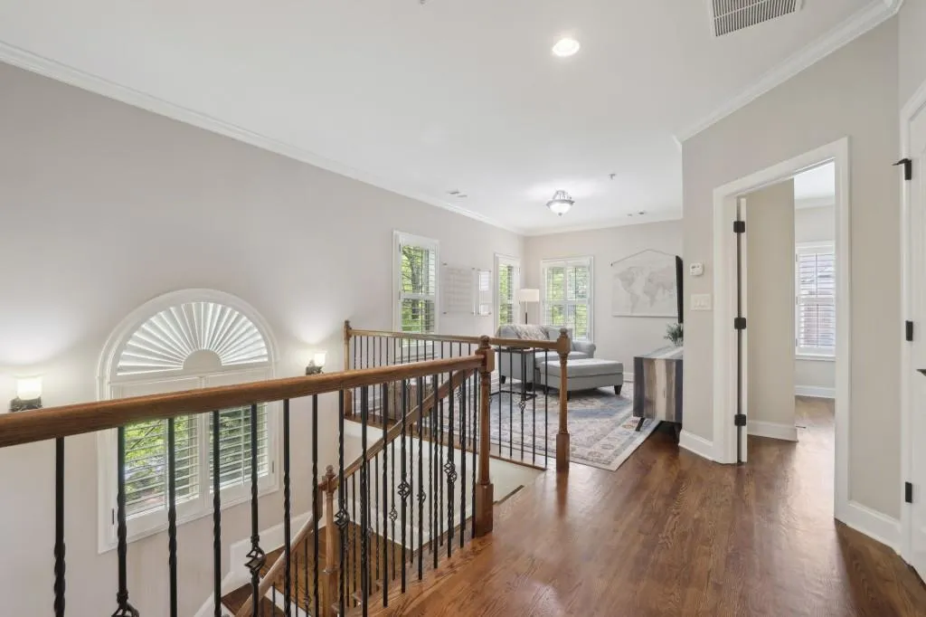 928 Boudreau Court, Sandy Springs, Georgia 30328, 3 Bedrooms Bedrooms, ,3 BathroomsBathrooms,Residential,Sold,928 Boudreau Court,7249174