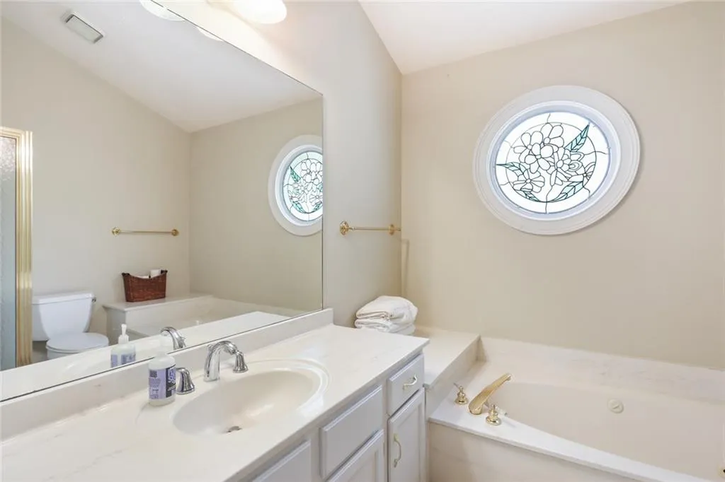 2 Westfair Court, Atlanta, Georgia 30328, 3 Bedrooms Bedrooms, ,2 BathroomsBathrooms,Residential,Sold,2 Westfair Court,6864333