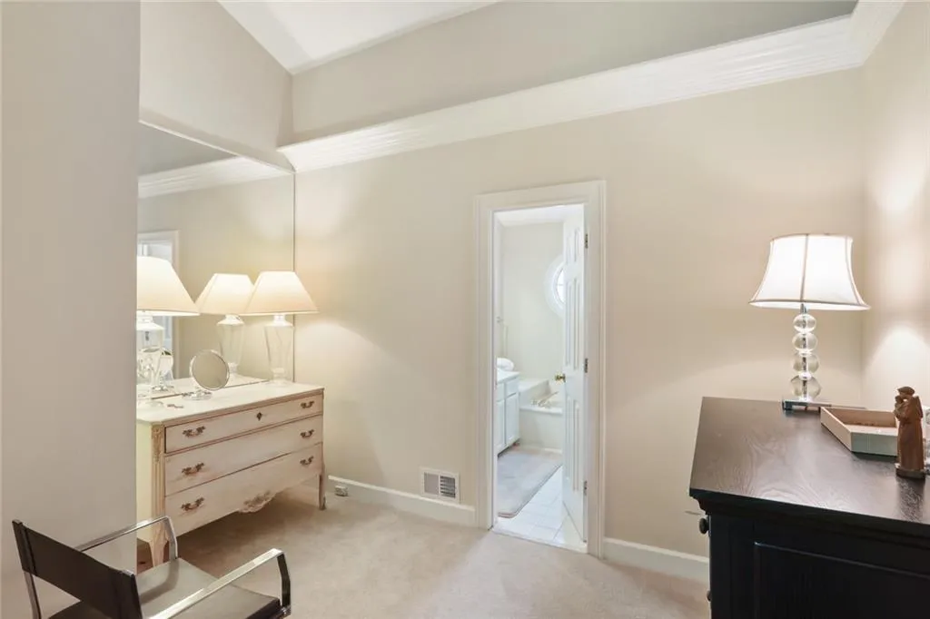 2 Westfair Court, Atlanta, Georgia 30328, 3 Bedrooms Bedrooms, ,2 BathroomsBathrooms,Residential,Sold,2 Westfair Court,6864333