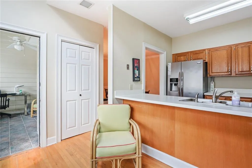 2 Westfair Court, Atlanta, Georgia 30328, 3 Bedrooms Bedrooms, ,2 BathroomsBathrooms,Residential,Sold,2 Westfair Court,6864333