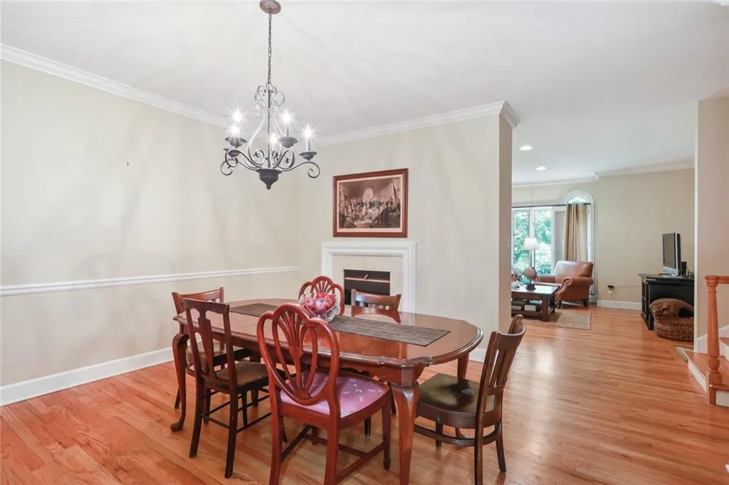 2 Westfair Court, Atlanta, Georgia 30328, 3 Bedrooms Bedrooms, ,2 BathroomsBathrooms,Residential,Sold,2 Westfair Court,6864333