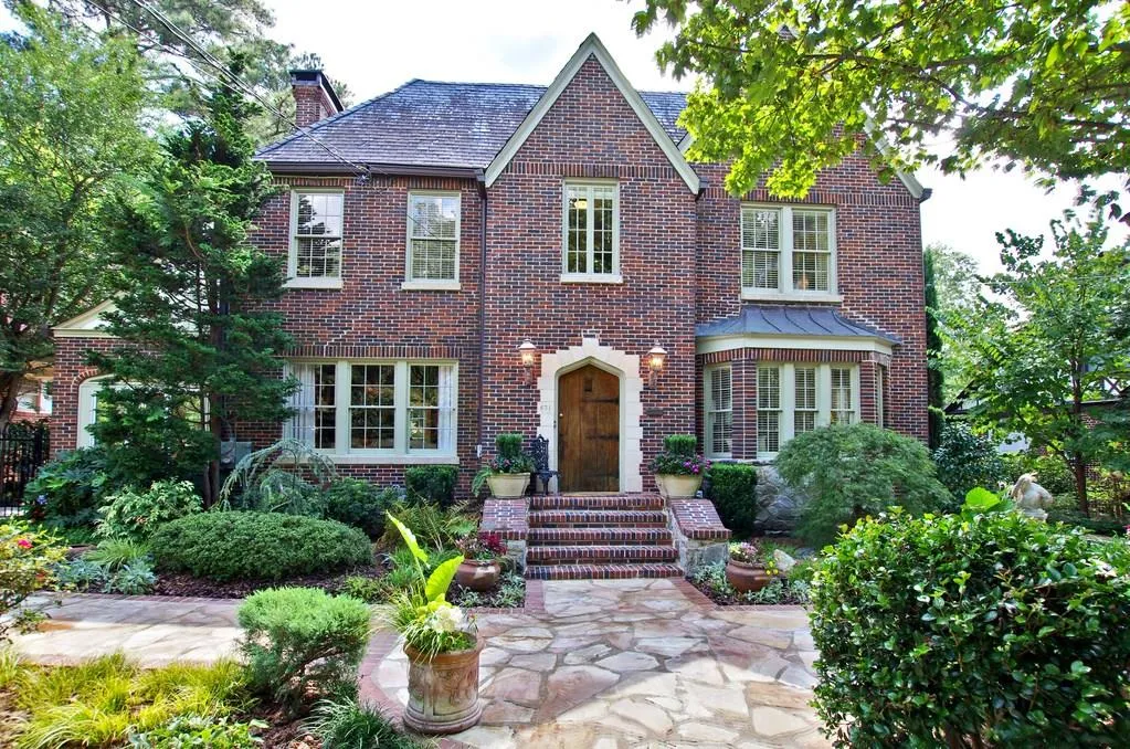 671 E Morningside Drive Ne, Atlanta, Georgia 30324, 4 Bedrooms Bedrooms, ,2 BathroomsBathrooms,Residential,Sold,671 E Morningside Drive Ne,5947118