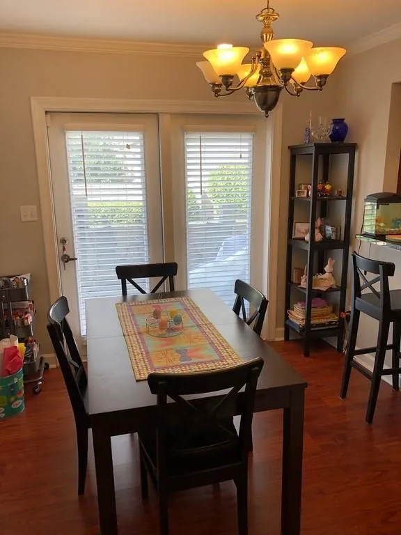 6940 Roswell Road, Atlanta, Georgia 30328, 3 Bedrooms Bedrooms, ,2 BathroomsBathrooms,Residential,Sold,6940 Roswell Road,6523887