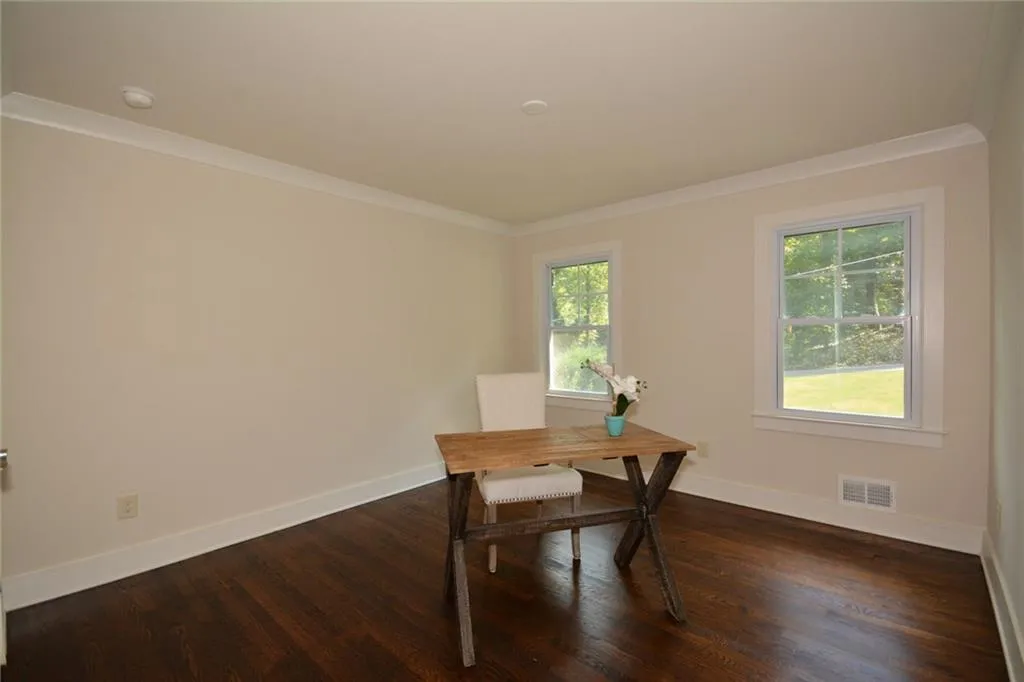 6570 Cherry Tree Lane, Sandy Springs, Georgia 30328, 4 Bedrooms Bedrooms, ,3 BathroomsBathrooms,Residential,Sold,6570 Cherry Tree Lane,5953322