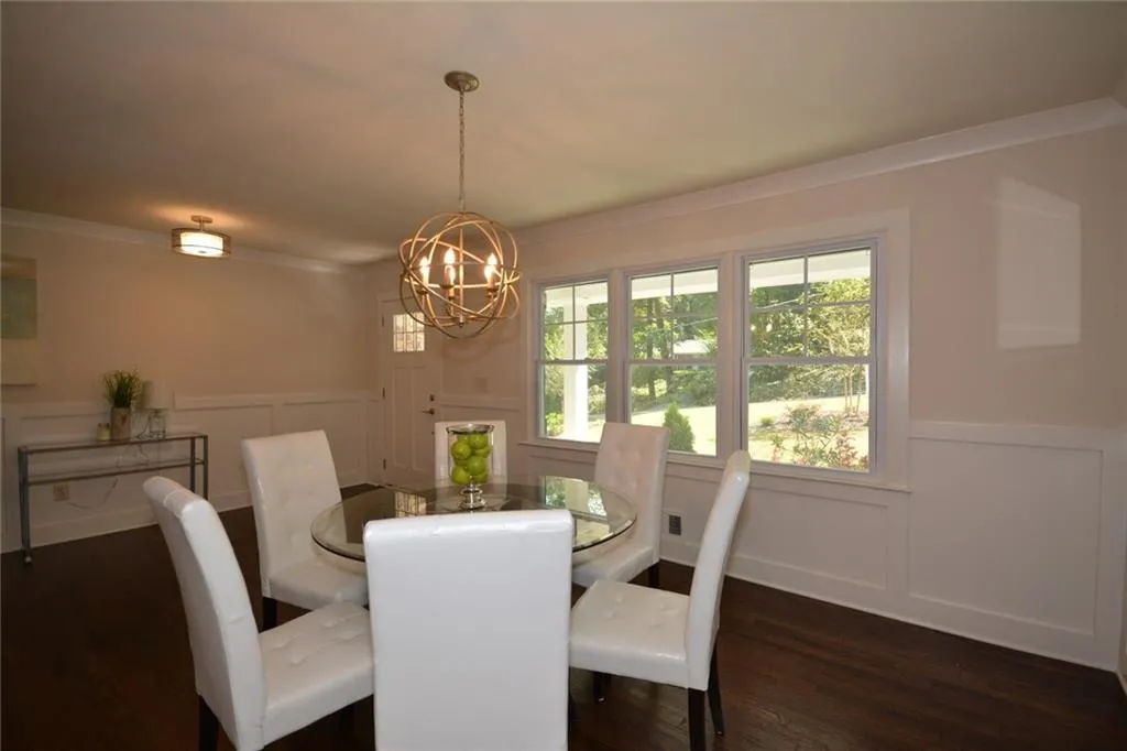 6570 Cherry Tree Lane, Sandy Springs, Georgia 30328, 4 Bedrooms Bedrooms, ,3 BathroomsBathrooms,Residential,Sold,6570 Cherry Tree Lane,5953322