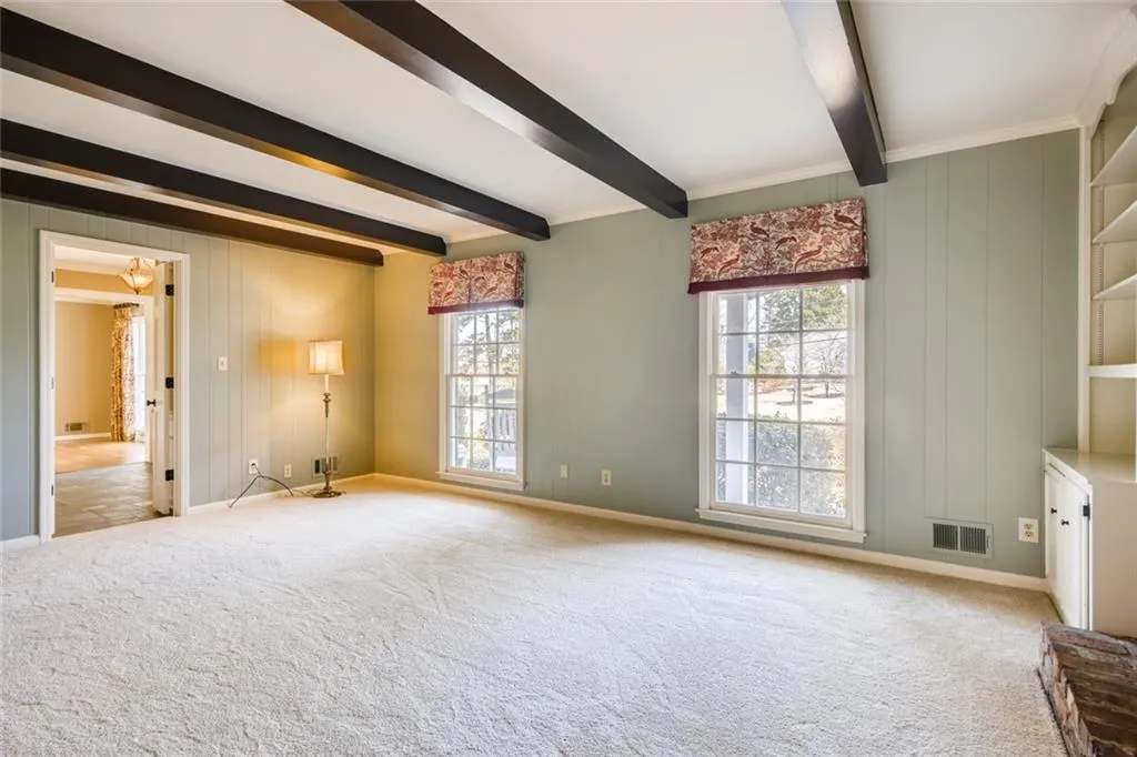6980 Hunters Branch Drive, Sandy Springs, Georgia 30328, 5 Bedrooms Bedrooms, ,2 BathroomsBathrooms,Residential,Sold,6980 Hunters Branch Drive,6693471