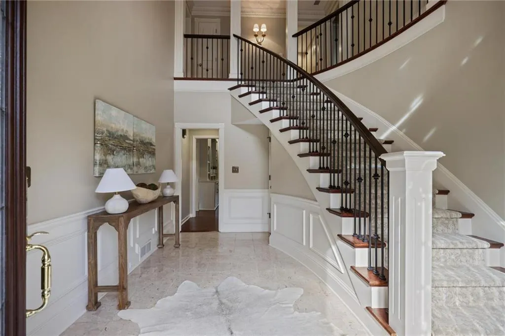 2080 Old Dominion Road, Atlanta, Georgia 30350, 6 Bedrooms Bedrooms, ,5 BathroomsBathrooms,Residential,For Sale,2080 Old Dominion Road,7707544