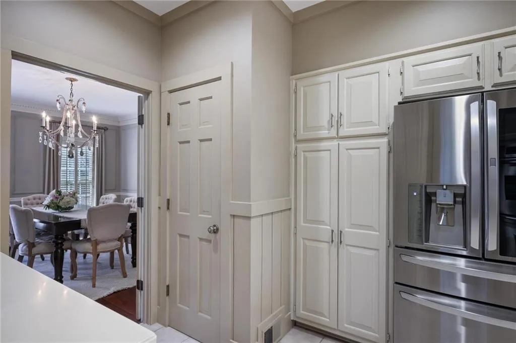 2080 Old Dominion Road, Atlanta, Georgia 30350, 6 Bedrooms Bedrooms, ,5 BathroomsBathrooms,Residential,For Sale,2080 Old Dominion Road,7707544