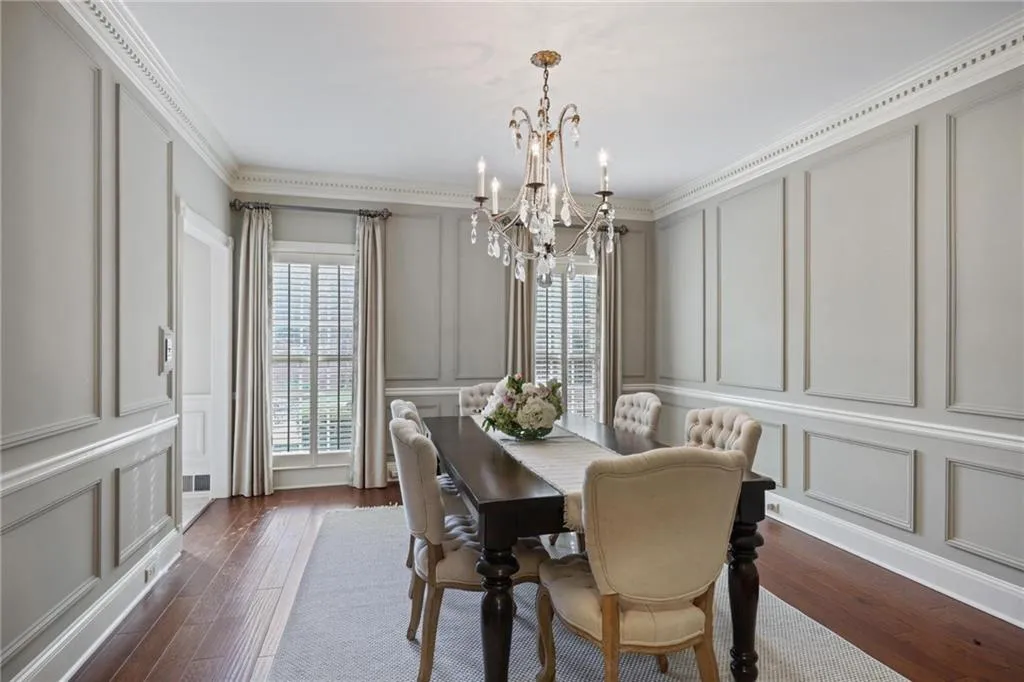 2080 Old Dominion Road, Atlanta, Georgia 30350, 6 Bedrooms Bedrooms, ,5 BathroomsBathrooms,Residential,For Sale,2080 Old Dominion Road,7707544