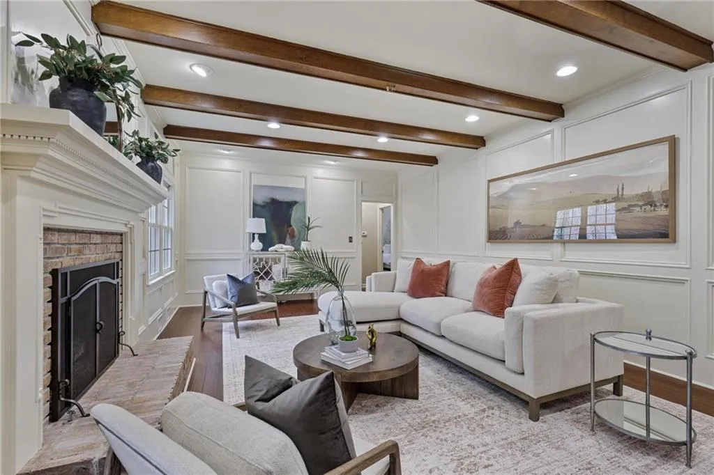 2080 Old Dominion Road, Atlanta, Georgia 30350, 6 Bedrooms Bedrooms, ,5 BathroomsBathrooms,Residential,For Sale,2080 Old Dominion Road,7707544