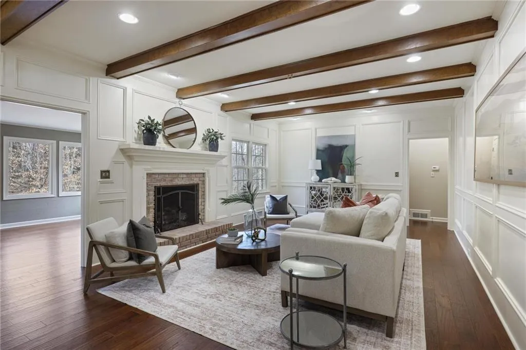 2080 Old Dominion Road, Atlanta, Georgia 30350, 6 Bedrooms Bedrooms, ,5 BathroomsBathrooms,Residential,For Sale,2080 Old Dominion Road,7707544