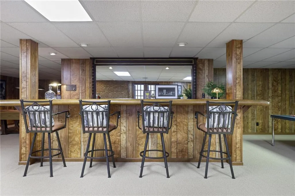 2080 Old Dominion Road, Atlanta, Georgia 30350, 6 Bedrooms Bedrooms, ,5 BathroomsBathrooms,Residential,For Sale,2080 Old Dominion Road,7707544