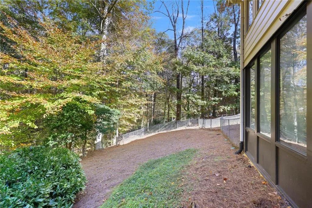 2080 Old Dominion Road, Atlanta, Georgia 30350, 6 Bedrooms Bedrooms, ,5 BathroomsBathrooms,Residential,For Sale,2080 Old Dominion Road,7707544