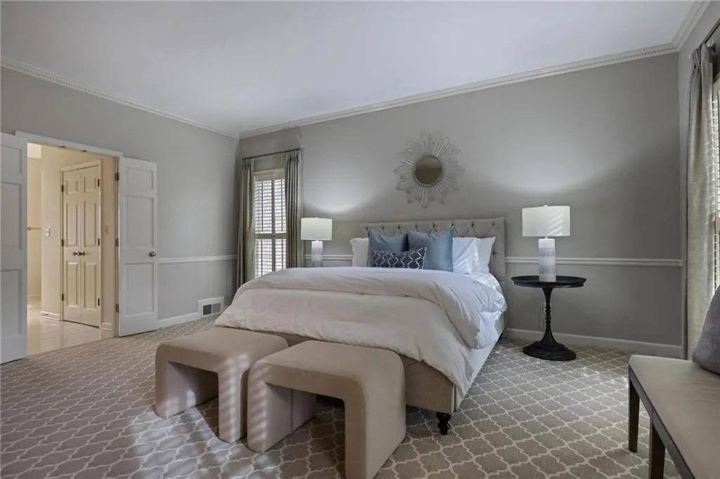 2080 Old Dominion Road, Atlanta, Georgia 30350, 6 Bedrooms Bedrooms, ,5 BathroomsBathrooms,Residential,For Sale,2080 Old Dominion Road,7707544