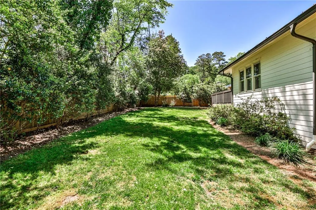 501 Carolwood Lane, Atlanta, Georgia 30342, 3 Bedrooms Bedrooms, ,2 BathroomsBathrooms,Residential,Sold,501 Carolwood Lane,7218761