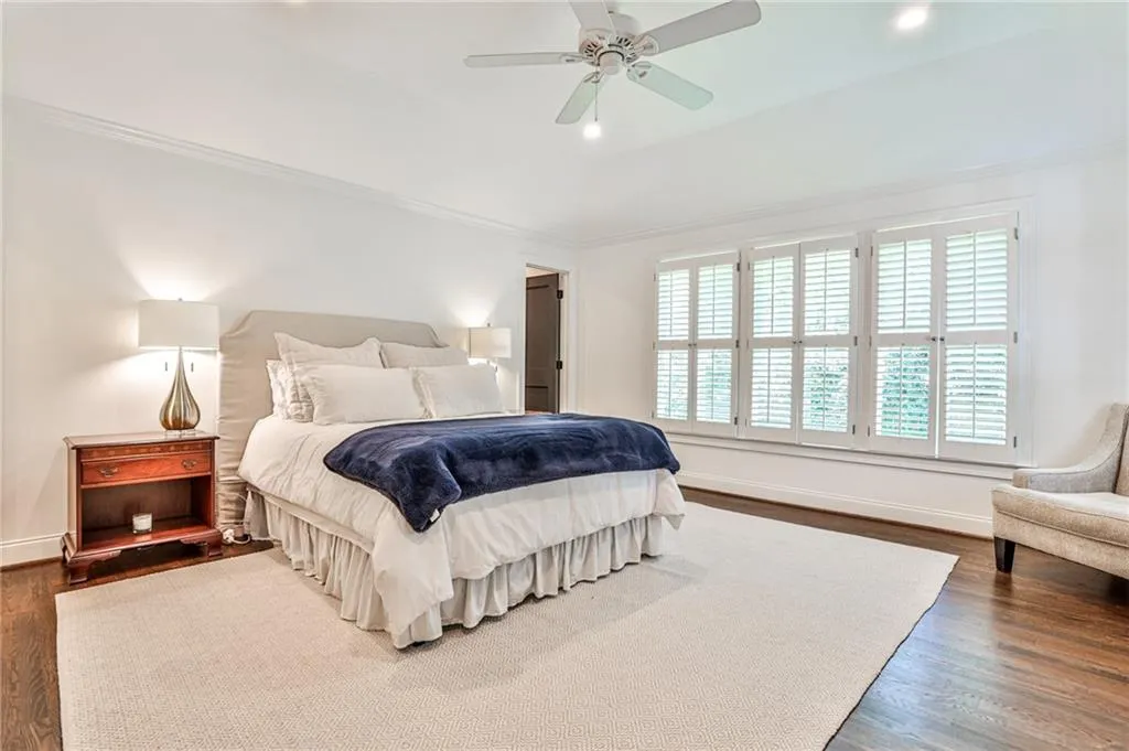 501 Carolwood Lane, Atlanta, Georgia 30342, 3 Bedrooms Bedrooms, ,2 BathroomsBathrooms,Residential,Sold,501 Carolwood Lane,7218761