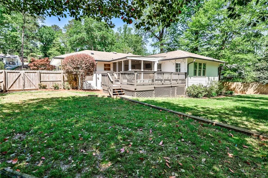 501 Carolwood Lane, Atlanta, Georgia 30342, 3 Bedrooms Bedrooms, ,2 BathroomsBathrooms,Residential,Sold,501 Carolwood Lane,7218761